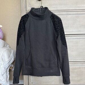Black Turtleneck lululemon Sweatshirt with velvet Embroidered Sleeves